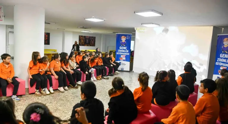 100. Yıl Gençlik Kütüphanesi minik okurları ağırlıyor
