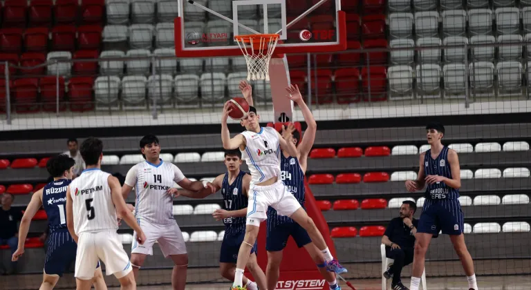 18 Yaş Altı Erkekler Basketbol Türkiye Şampiyonası'nda Anadolu Efes şampiyon oldu