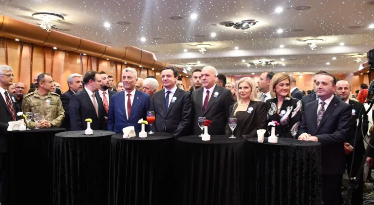 23 Nisan Kosova Türkleri Milli Bayramı Priştine'de kutlandı