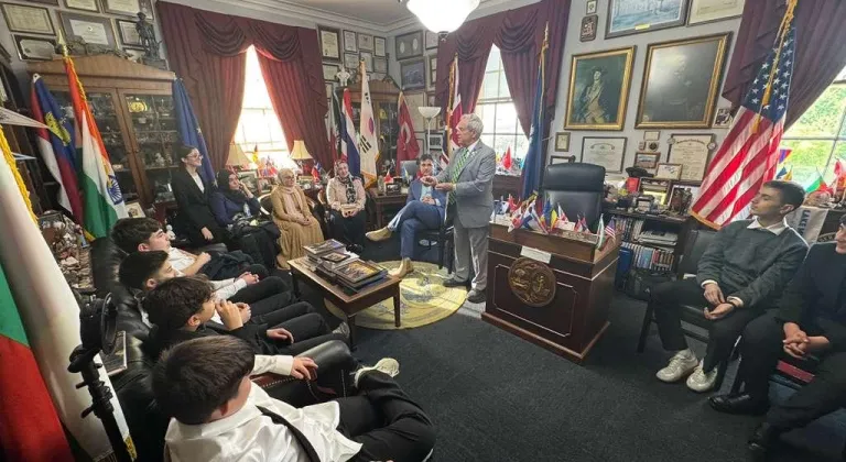 ABD'deki Türk öğrenciler, 23 Nisan etkinliği kapsamında Kongre üyelerini ziyaret etti