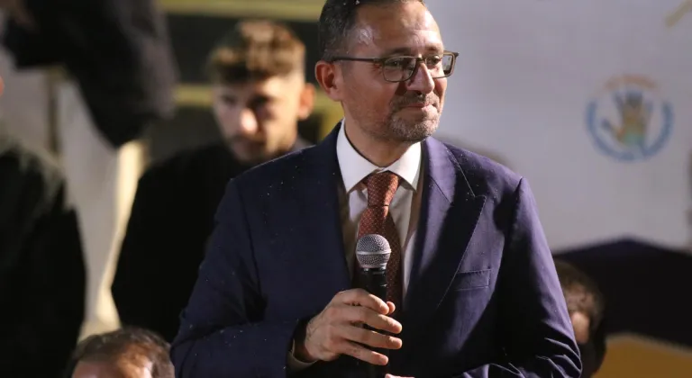 Adalet Bakan Yardımcısı Ayyıldız, Kocaeli'de İnsan Hakları Eğitim Kampı'nda gençlerle buluştu: