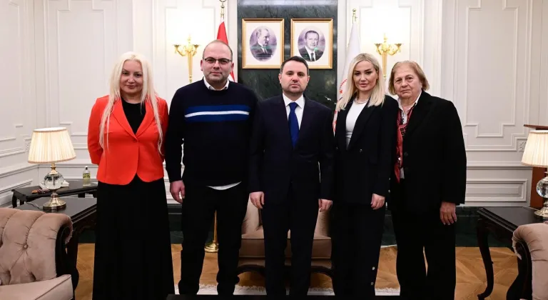 Adalet Bakanı Gürlek, 26 yıl önce katledilen Çağla Tuğaltay'ın ailesiyle görüştü: