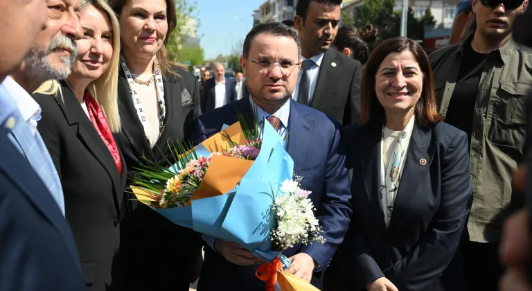 Adalet Bakanı Gürlek, Edirne'de gençlerle buluştu, AK Parti ve MHP il başkanlıklarına ziyarette bulundu