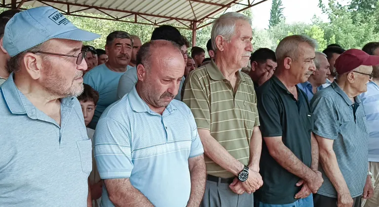 Adana'da denizde boğulan lise öğrencisinin cenazesi defnedildi
