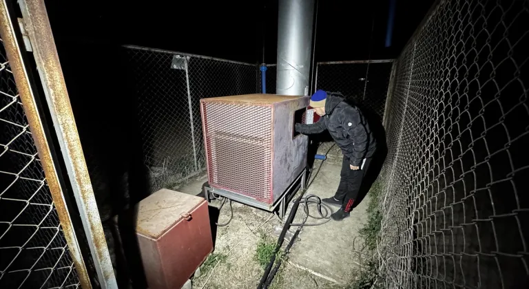 Adana'da don önleyici pervaneler narenciyeler için çalıştı