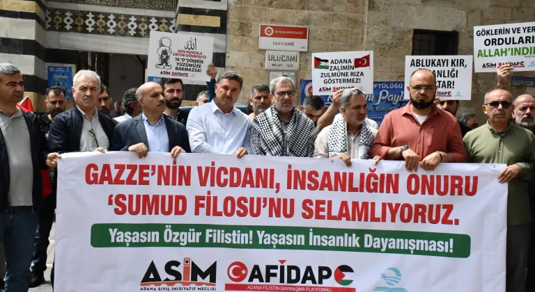 Adana'da İsrail'in Küresel Sumud Filosu'na saldırısı protesto edildi