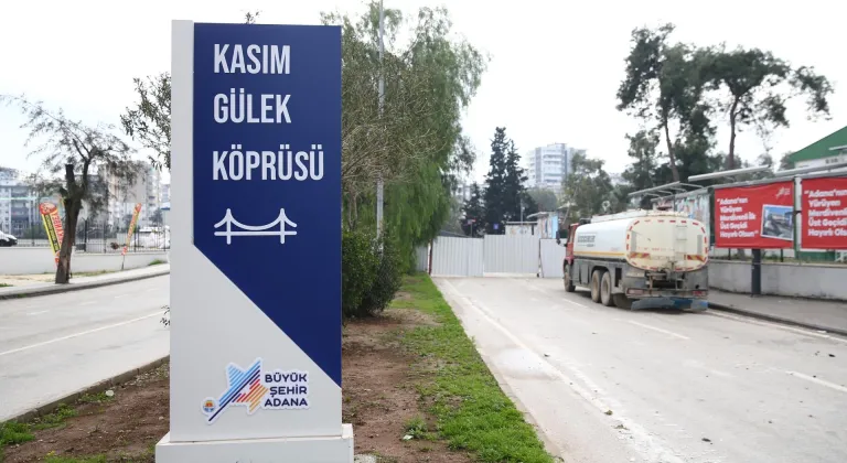 Adana'da Kasım Gülek Köprüsü'nün yıkımına başlandı