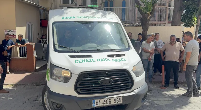 Adana'da silahlı saldırıda yaralanan 5 kişiden 1'i hastanede hayatını kaybetti