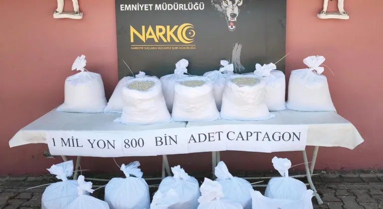 Adana'da tırda 1 milyon 800 bin uyuşturucu hap ele geçirildi