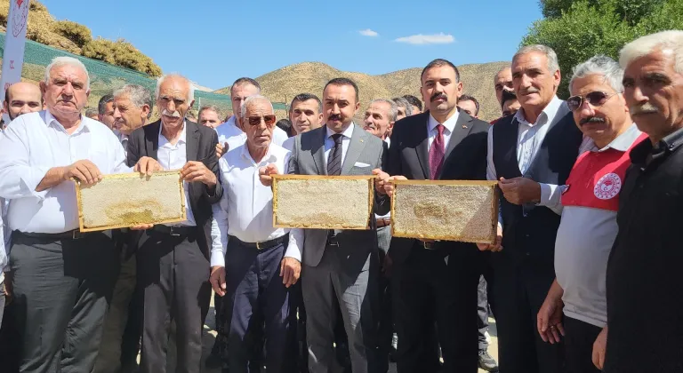 Adıyaman'da bal hasadı şenlikle başladı