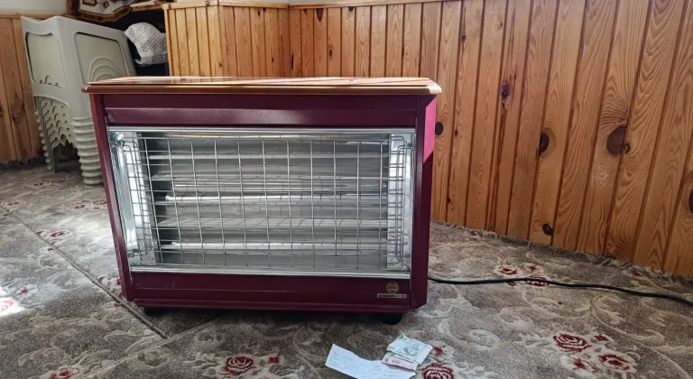 Adıyaman'da bir kişi camide izinsiz kullandığı ısıtıcının yanına bir miktar para bıraktı
