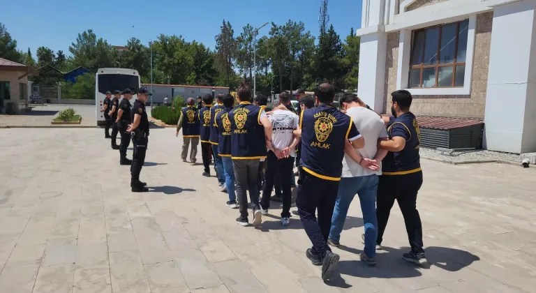 Adıyaman'da dolandırıcılık operasyonunda 6 şüpheli tutuklandı
