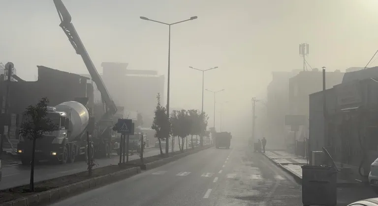 Adıyaman'da sis etkili oldu