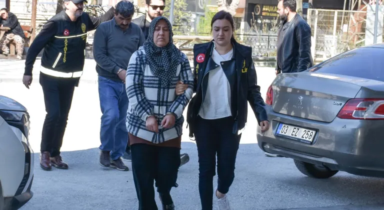 Afyonkarahisar'da 2 komşusunu öldüren çift tutuklandı