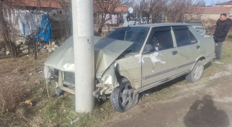 Afyonkarahisar'da otomobilin çarptığı elektrikli motosikletin sürücüsü öldü