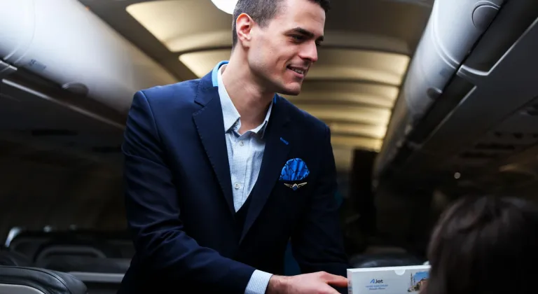 AJet'ten yurt içi uçuşlarında ücretsiz iftar ve sahur ikramı