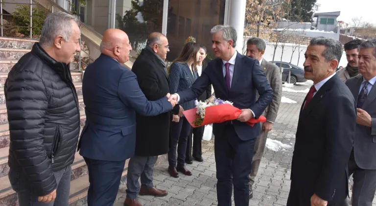 AK Parti Genel Başkan Yardımcısı Yalçın, Şırnak'ta İl Danışma Meclisi Toplantısı'nda konuştu: