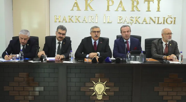 AK Parti Genel Başkan Yardımcısı Yayman, Hakkari'de basın toplantısında konuştu: