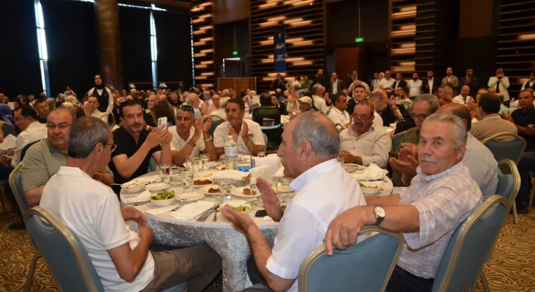 AK Parti Konya'da sivil toplum kuruluşlarıyla istişare toplantısında buluştu