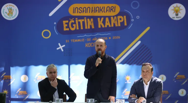 AK Parti'nin üçüncü İnsan Hakları Eğitim Kampı Kocaeli'de sürüyor