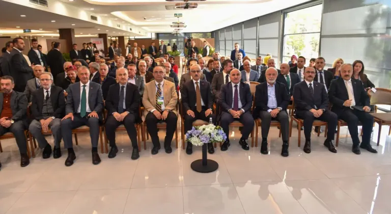 AKK Başkanı Halil İbrahim Yılmaz, Rize’nin gelecek vizyonu buluşmasında