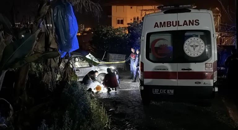 Alanya'da hafif ticari araca düzenlenen silahlı saldırıda 1 kişi öldü