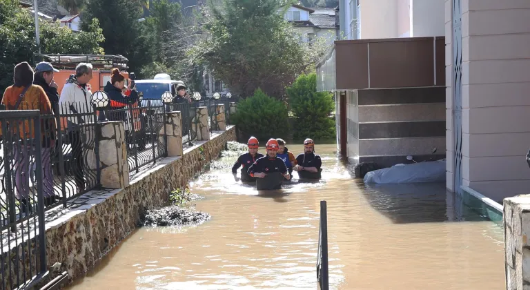 Alanya'da su baskını olan Dim Barajı'nın çevresindeki evler boşaltıldı