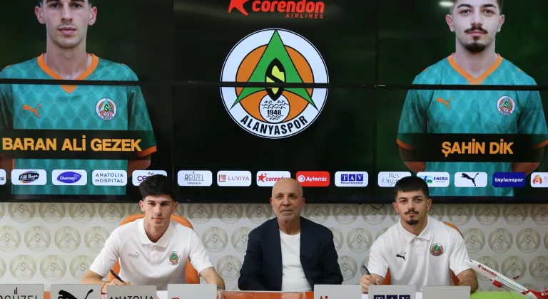 Alanyaspor, Baran Ali Gezek ve Şahin Dik'i transfer etti