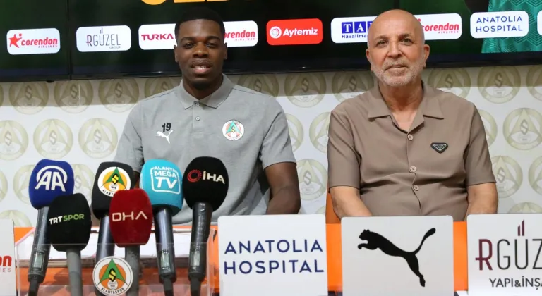Alanyaspor, Ivan Cedric'i kadrosuna kattı