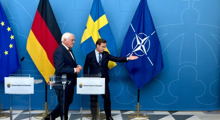 Almanya Cumhurbaşkanı Steinmeier: "Avrupa'nın ABD korumasına her zamankinden fazla ihtiyacı var"