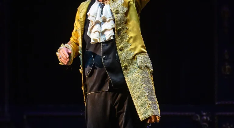 "Amadeus" oyunu 200'üncü kez perde açacak