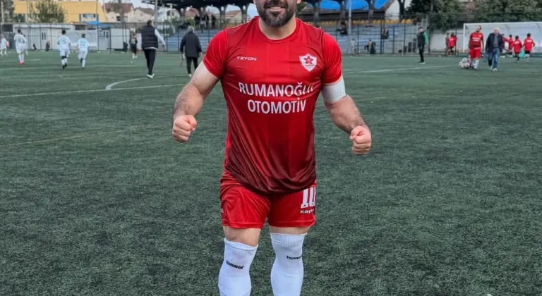 Amatör futbolcunun "11 taklalı" gol sevinci