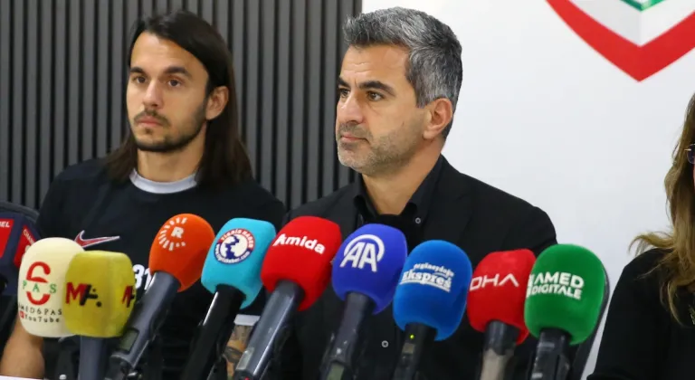 Amed Sportif Faaliyetler Kulübü Başkanı Nahit Eren, basın mensuplarıyla bir araya geldi: