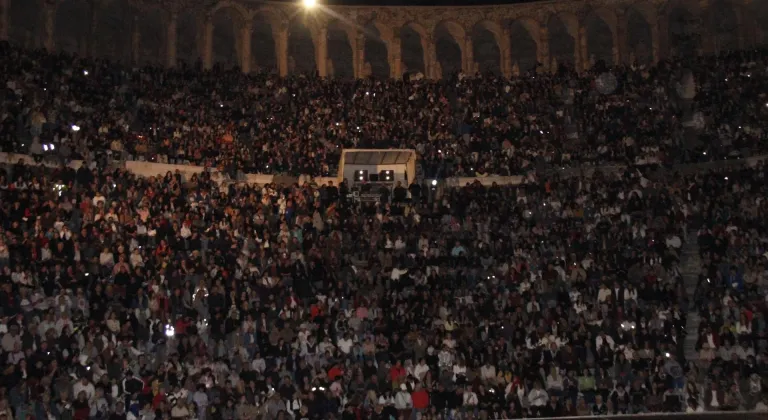 "Anadolu Ateşi" Aspendos’ta izleyiciyle buluştu