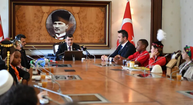 Ankara Valisi Şahin, 23 Nisan kapsamında misafir ülke çocuklarını kabul etti