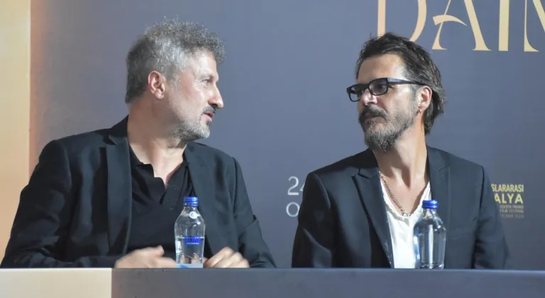 Antalya Altın Portakal Film Festivali'nde "Hakikatin Ölümü" filminin dünya prömiyeri yapıldı
