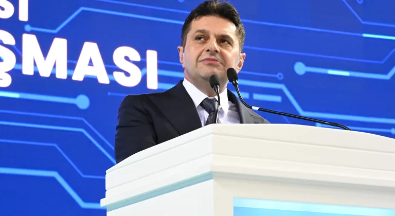 Antalya'da "18'inci Uluslararası MEB Robot Yarışması" düzenlendi