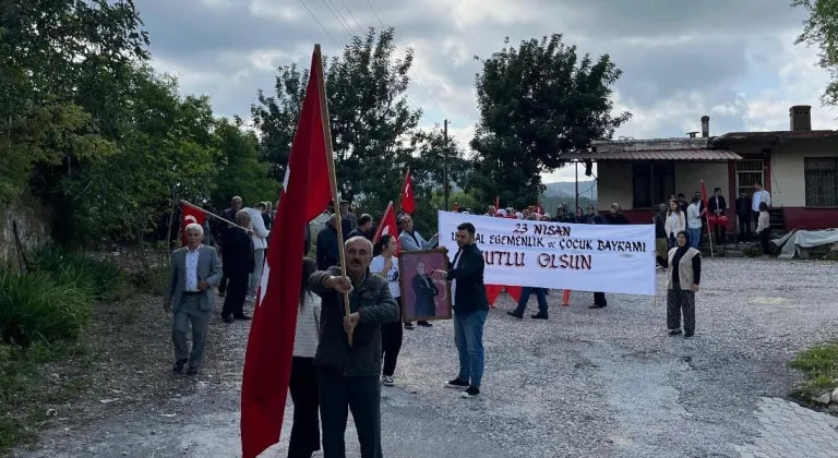 Antalya'da köy sakinleri 23 Nisan'ı kutladı