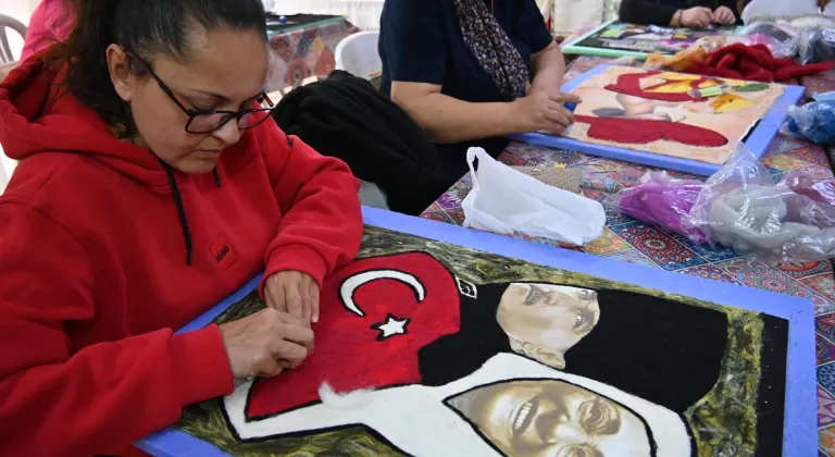 Antalya'da şehit ve gazi yakınları için keçe sanatı kursu açıldı