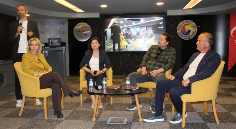 Antalya'da "Turizm Haberciliği Eğitimi" düzenlendi