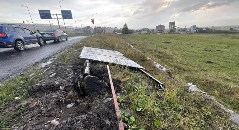 Ardahan'da şiddetli sağanak yaşamı olumsuz etkiledi