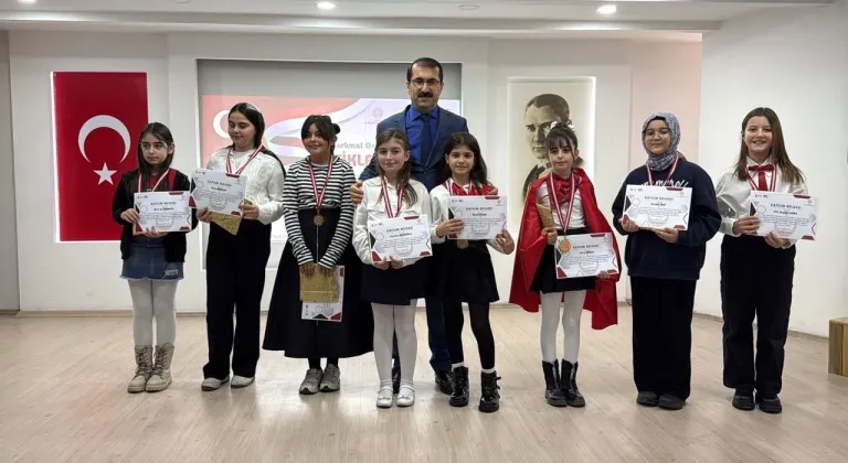 Artvin’de, İstiklal Marşı’nı güzel okuma yarışması düzenlendi