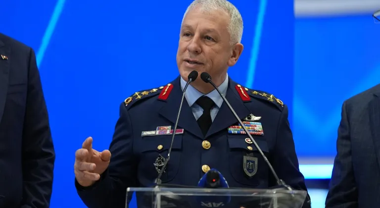 ASELSAN, FULMAR 500A AESA Radarı ve TOLUN'un 3 farklı varyasyonunu tanıttı