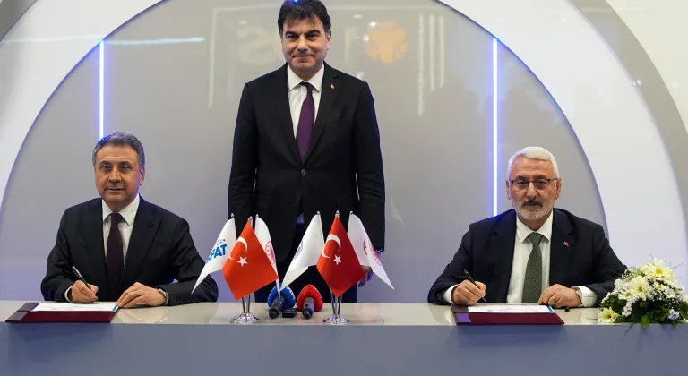 ASFAT ile MKE arasında "Denizhan Milli Deniz Topu" tedarik sözleşmesi imzalandı