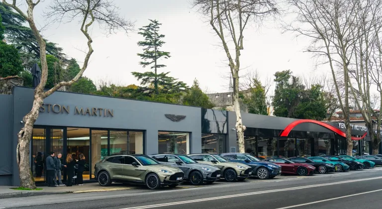 Aston Martin Türkiye'den İstanbul'da özel sürüş etkinliği