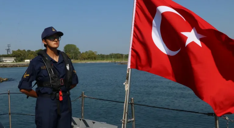 Astsubay adayları "mavi vatanı" korumaya uygulamalı eğitimlerle hazırlanıyor