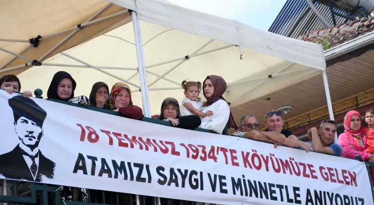 Atatürk'ün Düzce'ye gelişinin 92. yıl dönümünde köy çeşmesinden ayran akıtıldı