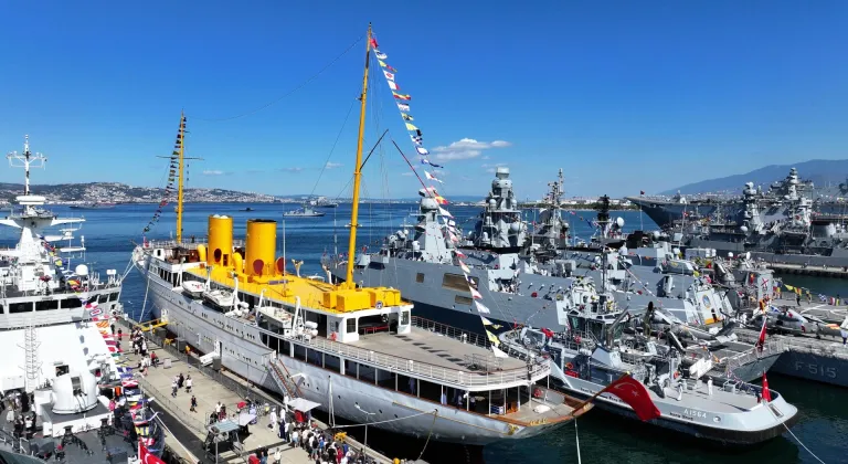 Atatürk'ün manevi mirası TCG Savarona, ziyaretçilerini duygulandırıyor