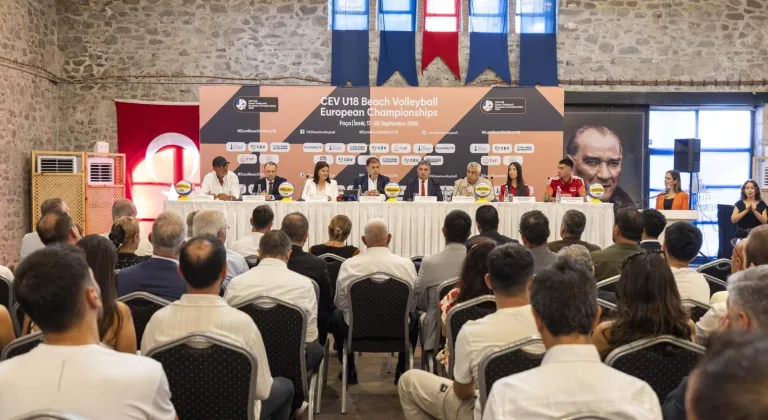 Avrupa'nın genç voleybolcuları Foça'da ter dökecek