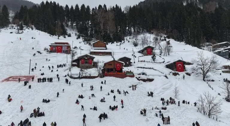 Ayder’de Kardan Adam Şenliği başladı